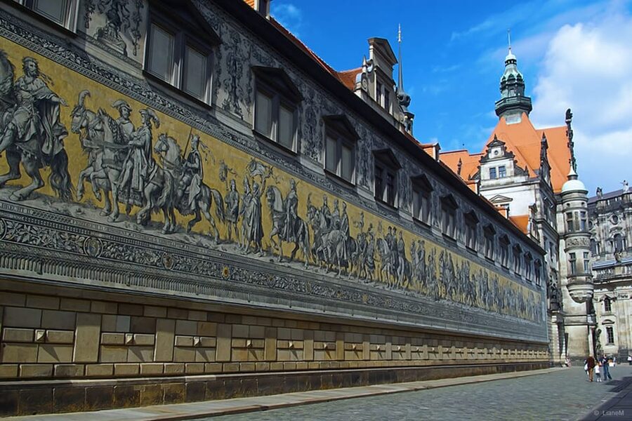Dresden: Guided Beer Tour of the Historic Old City - Who will enjoy this Dresden evening