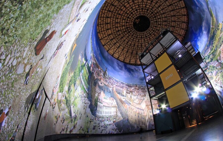 Dresden: Guided City Walk and Panometer Entrance Ticket - How the German guide shapes the experience