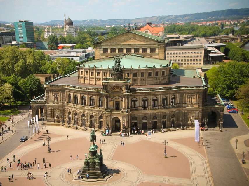 Dresden: Guided City Walk with a Cup of Coffee - Stallhof and Fürstenzug: Dresden’s royal beginning