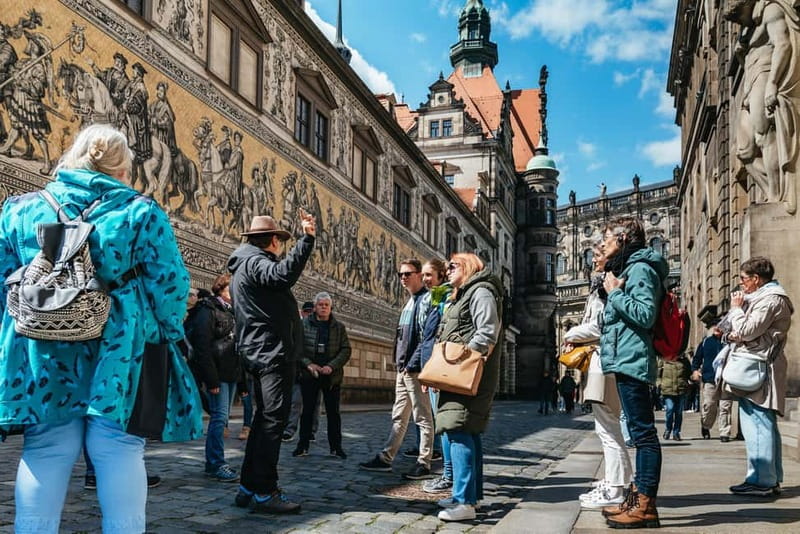 Dresden: Guided Walking Tour and Chocolate Museum Ticket - Key points at a glance