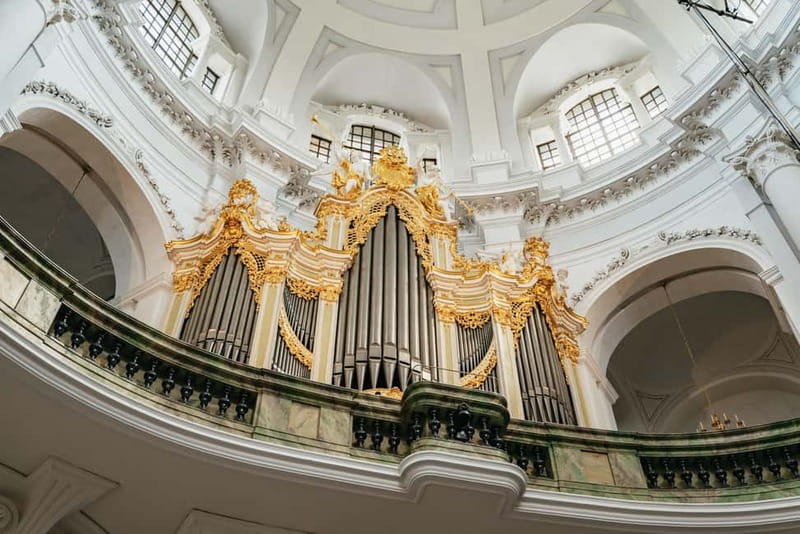 Dresden: Guided Walking Tour and Chocolate Museum Ticket - The tasting and coffee coupon
