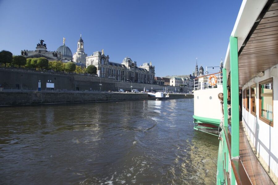 Dresden: Königstein Fortress Paddle Steamer Cruise - Starting beneath Brühlsche Terrasse in Dresden