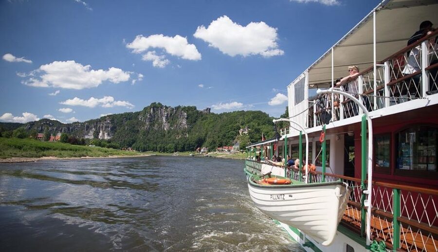 Dresden: Königstein Fortress Paddle Steamer Cruise - Choosing between a round trip and a single sailing