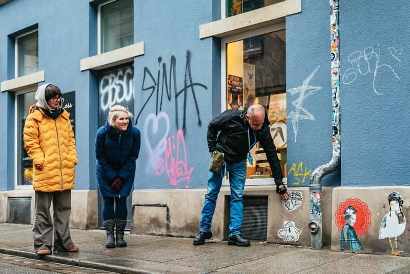 Dresden: Neustadt District Street Art Guided Walking Tour - Wilhelminian-era buildings with a modern edge