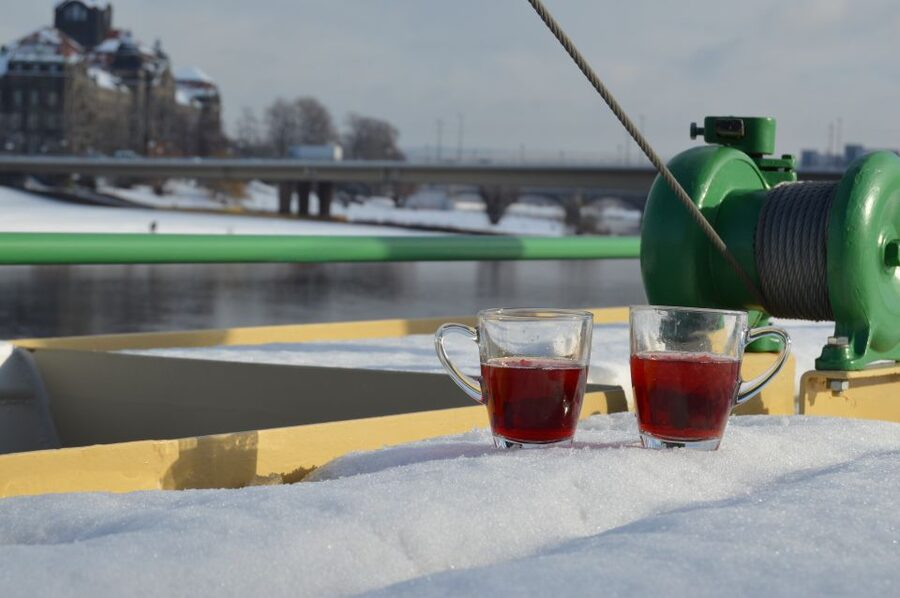 Dresden: Paddle Steamer Winter Cruise to Pillnitz - Why the paddle steamer is the right way to see Dresden