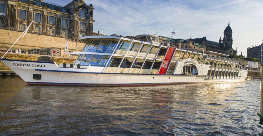 Dresden: River Sightseeing Boat Cruise - The Loschwitz Villa Quarter and the Blue Wonder