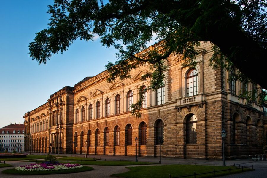 Dresden: Semperoper and Old Masters Picture Gallery - Who will enjoy this experience most?