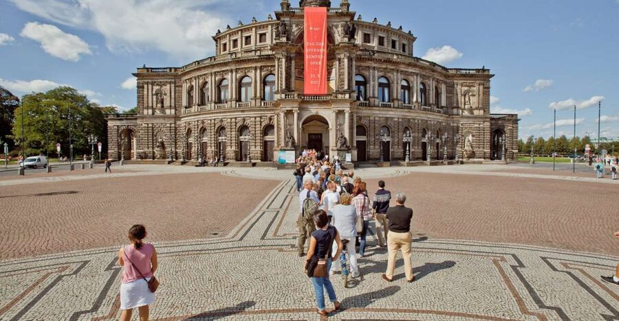 Dresden: Semperoper and Old Town Tour - Key points at a glance