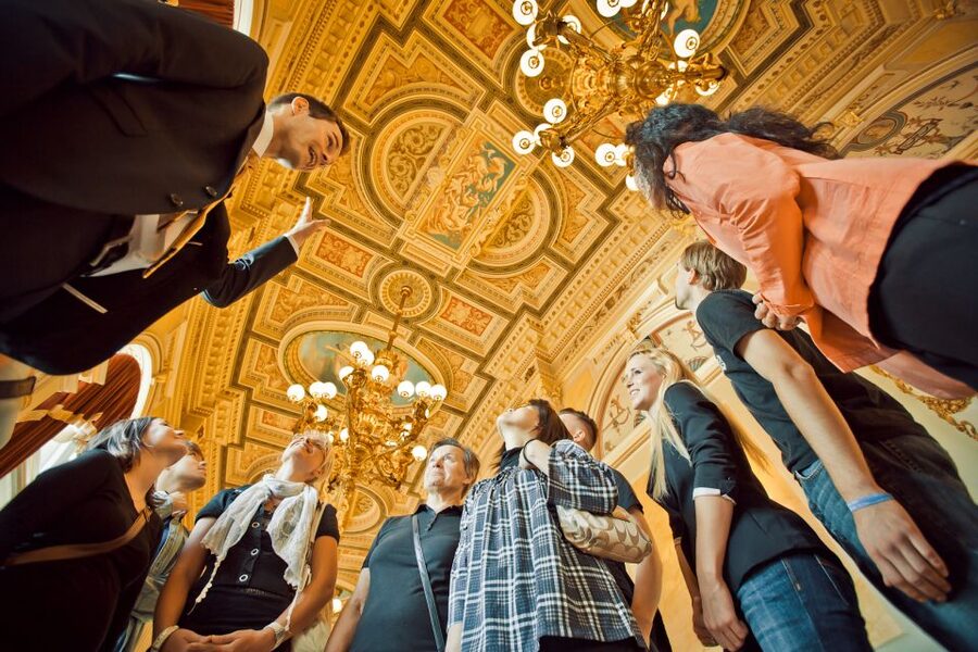 Dresden: Semperoper and Old Town Tour - Inside the Semperoper: decoration, sound, and reconstruction