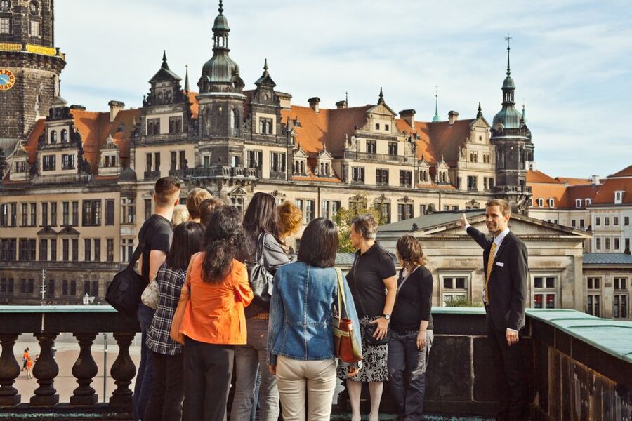 Dresden: Semperoper and Old Town Tour - Walking from the Zwinger to Dresden Castle