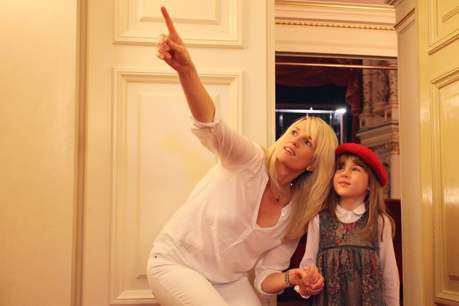 Dresden: Semperoper Guided Tour for Families - Why the Semperoper Works Well for Families