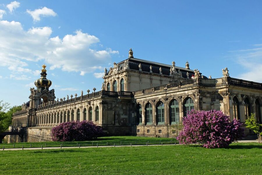 Dresden: Shared Small Group Walking Tour in English - Why this two-hour walk works well in Dresden