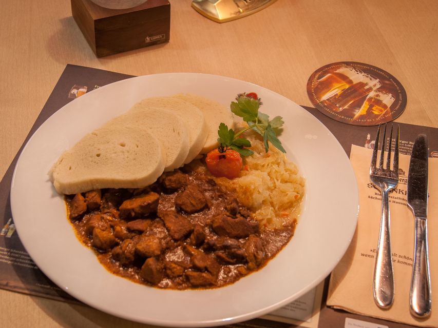 Dresden: Walking Tour with a Night Watchman and Meal - What the night watchman adds after dark