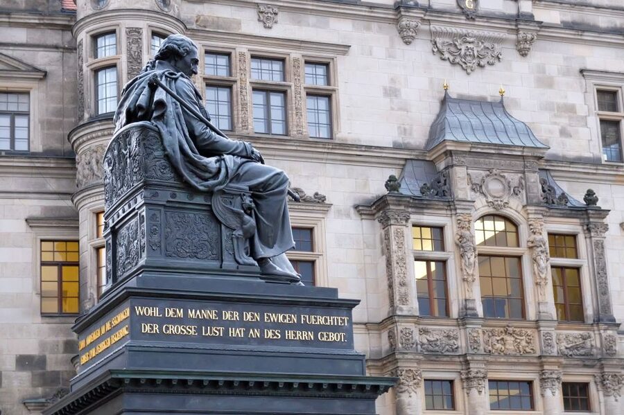 Dresden with a touch of Xmas: English small group tour - Finishing at Striezelmarkt