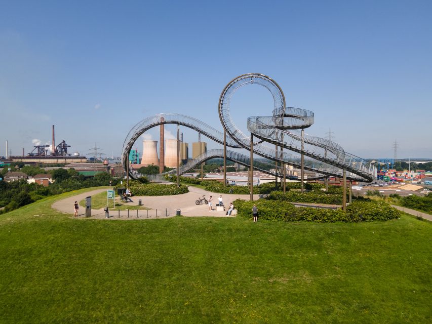 Duisburg: Guided Evening Tour at "Tiger and Turtle" - Walking on a glowing rollercoaster