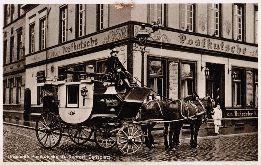 Duisburg-Ruhrot: Historic Harbor Pub Tour - Four drinks across three hours