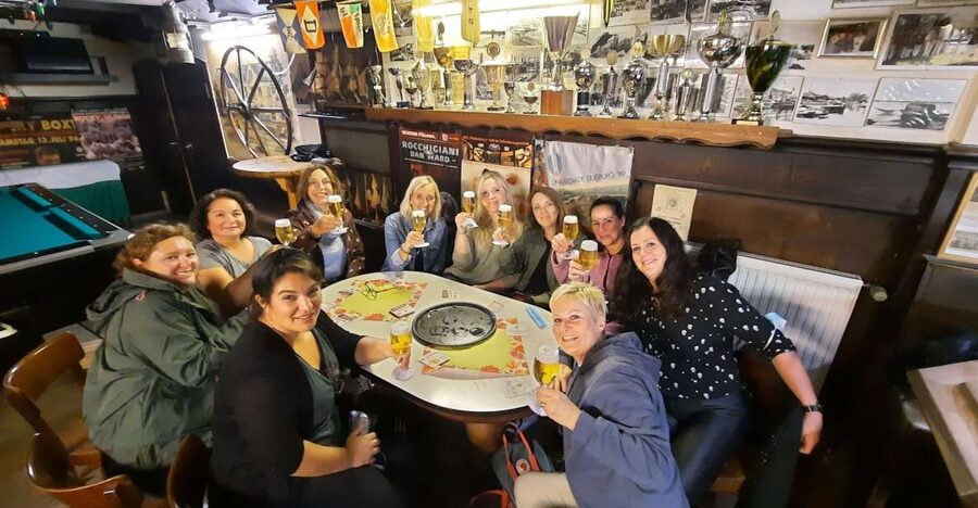 Duisburg-Ruhrot: Historic Harbor Pub Tour - Starting at Neumarkt 19