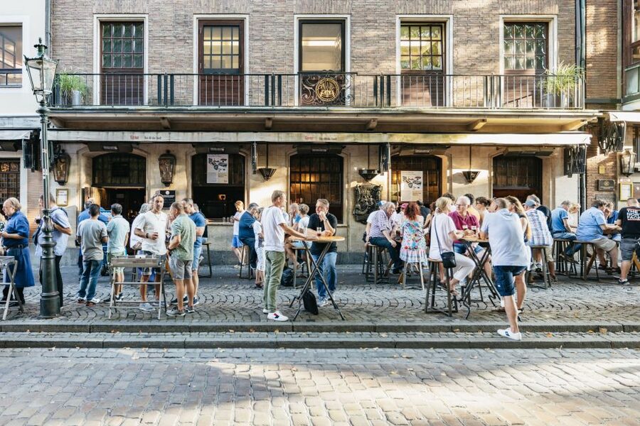 Düsseldorf: Altbier-Safari Beer Walking Tour - Key points to know before you book