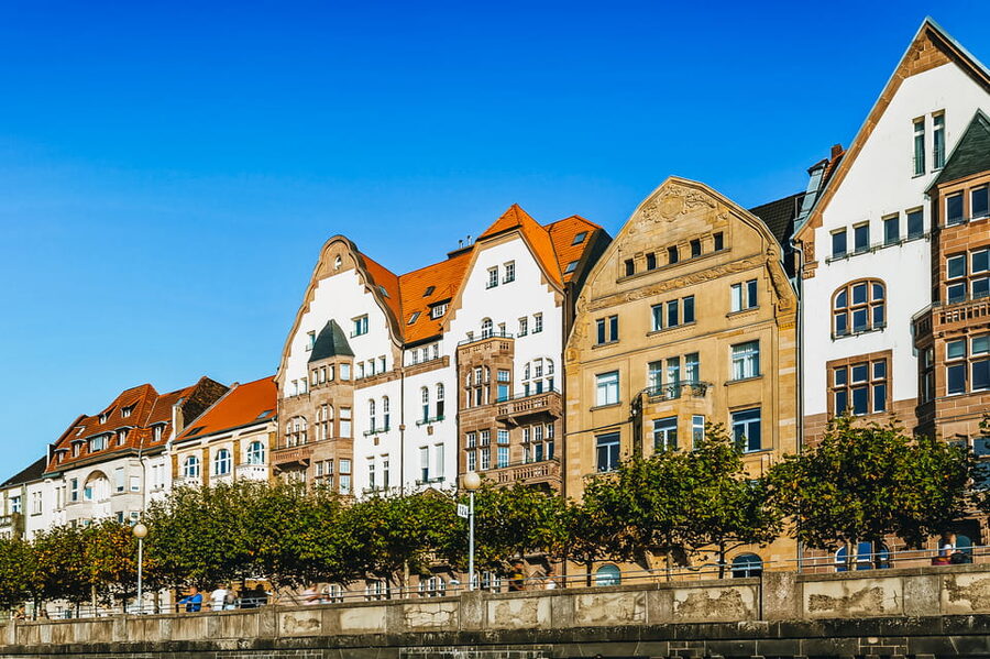 Düsseldorf: City Sightseeing Cruise on the Rhine - Is $23 fair for a one-hour cruise?