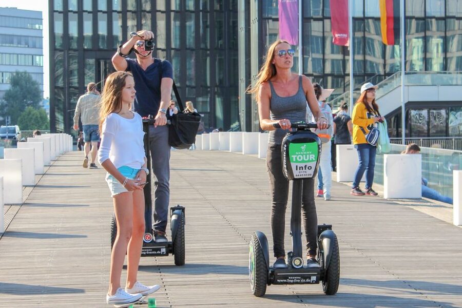 Düsseldorf: Classic City Segway Tour - Key points at a glance