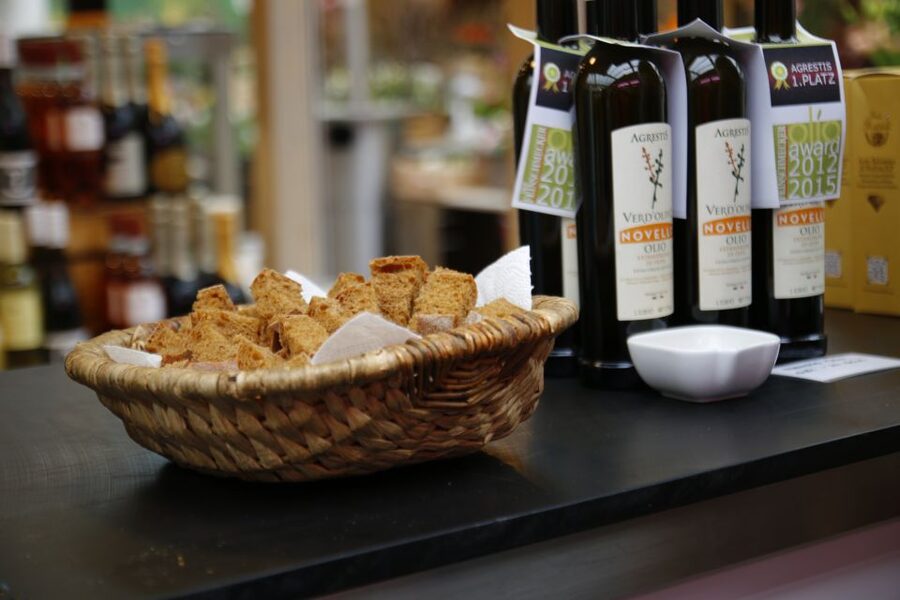 Düsseldorf: Culinary Soul Guided Tour - Uerige and Düsseldorf’s brewing tradition