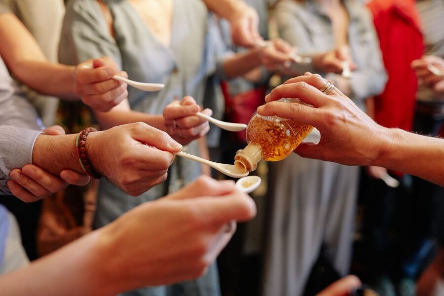 Düsseldorf: Culinary Soul Guided Tour - The spice shop and the story of mustard