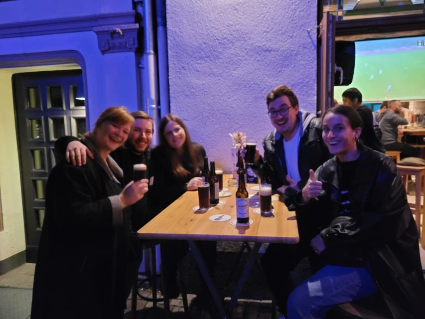 Düsseldorf: Guided Beer Tour with 4 Beers & a Flexible Route - What the beer lesson really adds