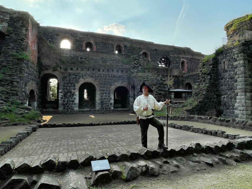 Düsseldorf: Guided Night Watchman Tour through Kaiserswerth - The Treidelstein story and the river connection