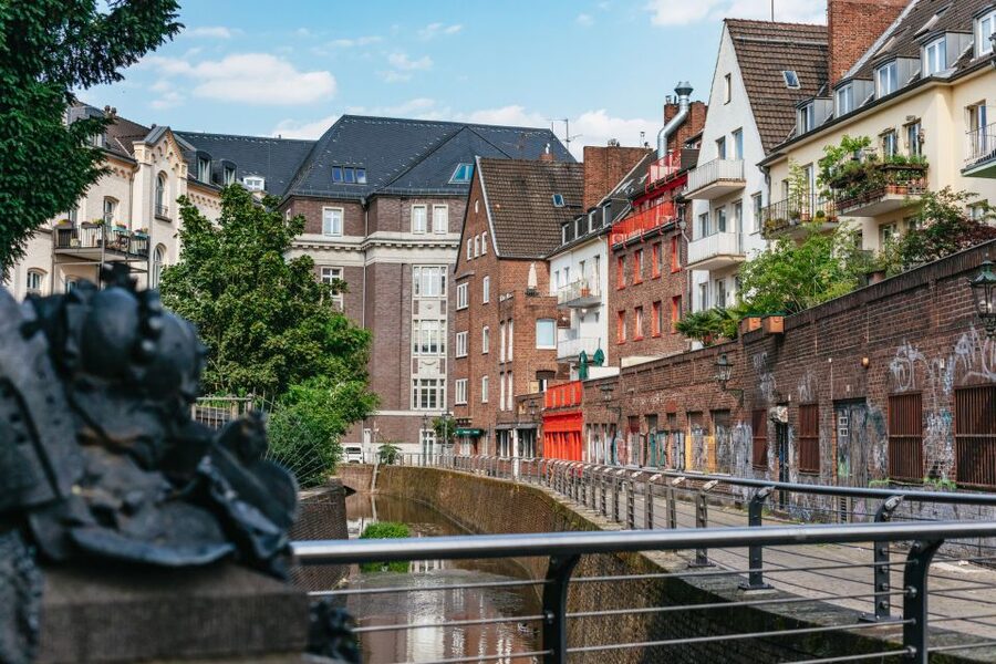 Düsseldorf: Guided Tour with a Night Watchman - The stories are the real attraction