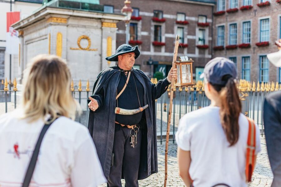 Düsseldorf: Guided Tour with a Night Watchman - Is $25 a fair price?
