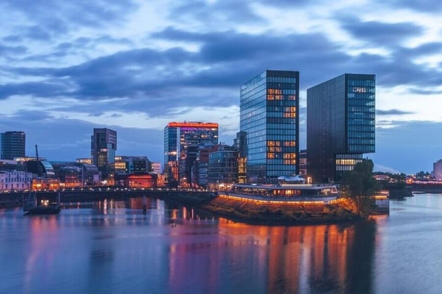 Dusseldorf : Highlights Walking tour with A Guide - The Altstadt and the longest bar in the world
