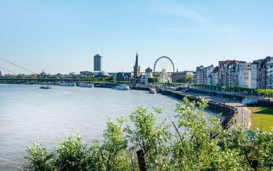 Düsseldorf: In a nutshell - the 60 minutes tour - How to make the most of the 60 minutes