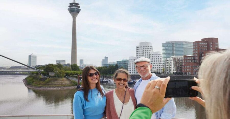Düsseldorf: MedienHafen Tour - Why MedienHafen Tells Düsseldorf’s Modern Story