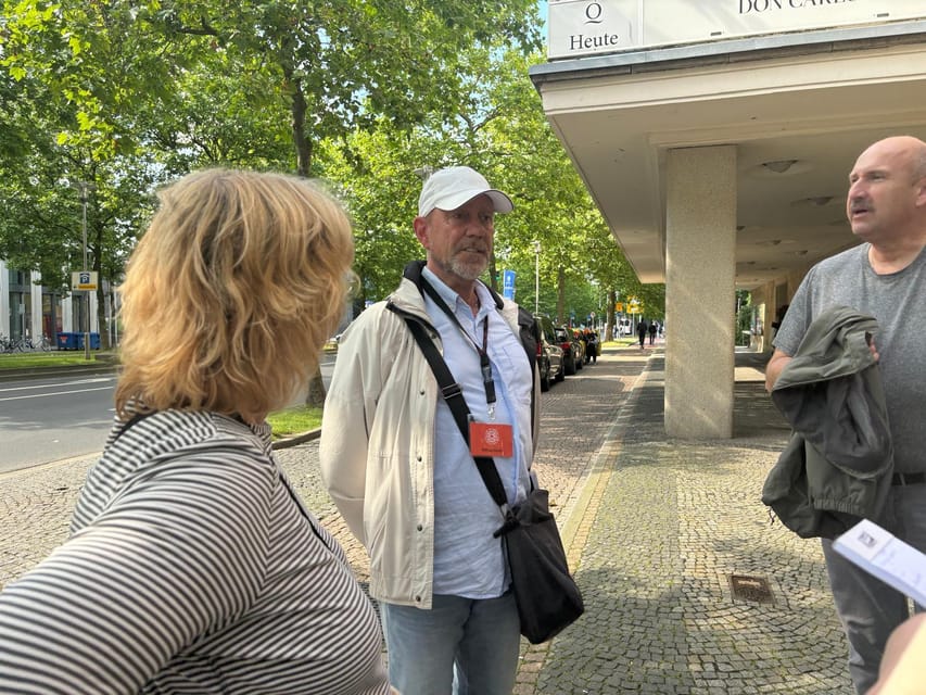 Düsseldorf: Old Town Historical Walking Tour with GEO EPOCHE - A two-hour format with a useful amount of history