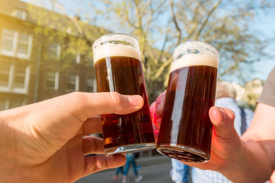 Düsseldorf: Old Town Interactive Crime Tour with actor - Who will enjoy this most?