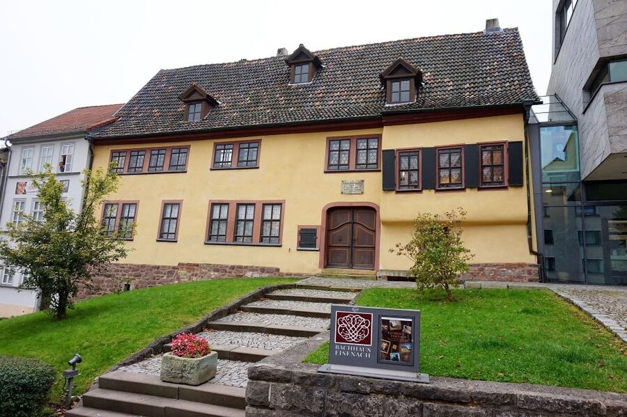 Eisenach: Private Guided Walking Tour - Wartburg Castle above the town