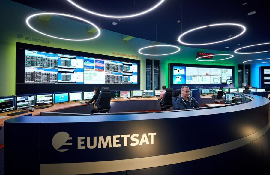 EUMETSAT - weather data for the world "made in Darmstadt" - Seeing Satellite Models at Full Scale