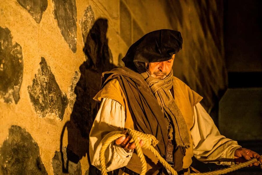 Executioner's Tour of Cologne in German - Comfort, access, and what to wear