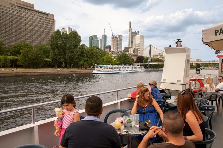 Frankfurt: 1-Hour Panorama Boat Cruise on the river Main - Is $20 good value for Frankfurt?