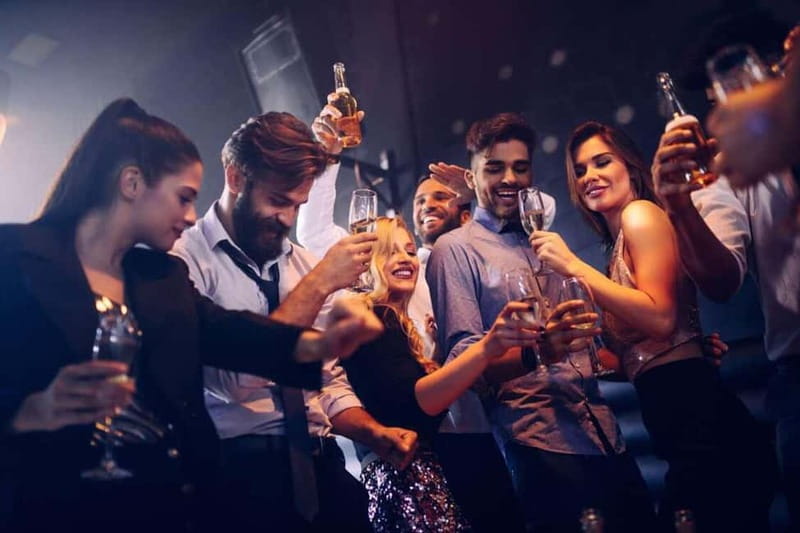 Frankfurt Bachelor(ette) Party with a Night PubCrawl - What the included shots really mean
