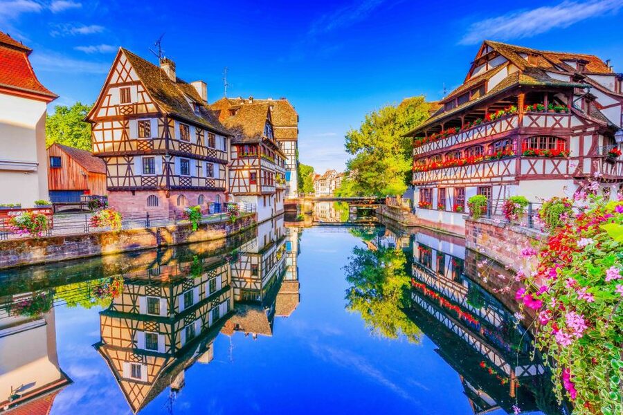 Frankfurt: Baden-Baden, Black Forest, Strasbourg Guided Tour - What Baden-Baden offers in a short visit