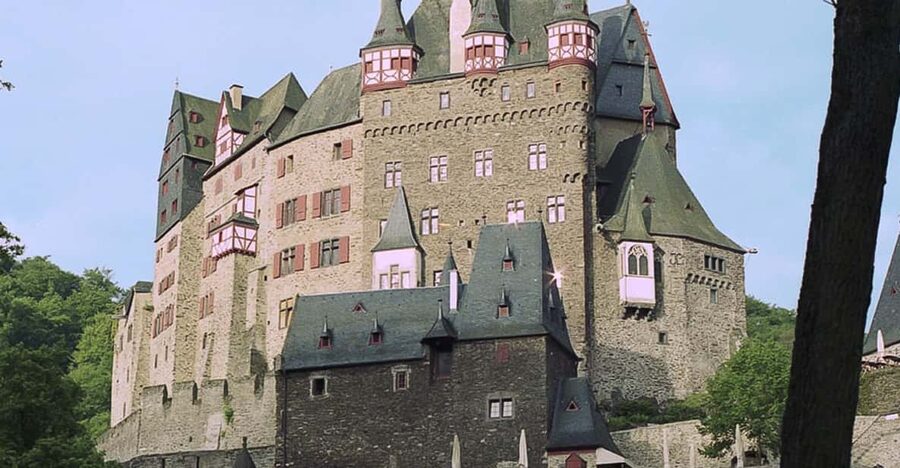 Frankfurt: Day Trip to Eltz Castle - The ride into Rhineland-Palatinate