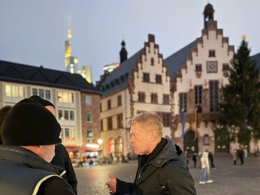 Frankfurt: Discover the heart of Frankfurt - a city tour in German - Schirn, Saalgasse, and Frankfurt’s changing old center