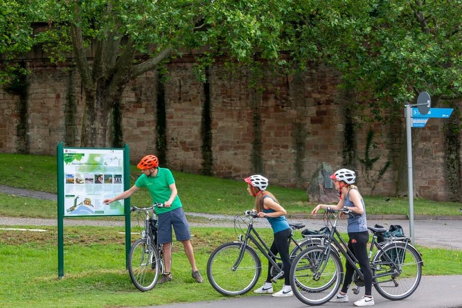 Frankfurt: Full-Day Bicycle or E-Bike Rental - Practical booking details