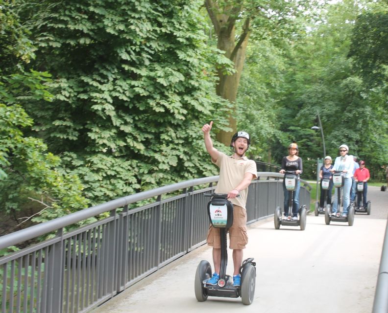 Frankfurt: Green Areas Segway Tour with Guide - Leaving the skyline behind in Frankfurt