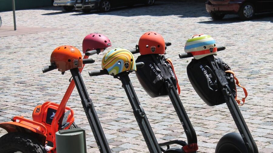 Frankfurt: Green Areas Segway Tour with Guide - Learning to ride before the route begins
