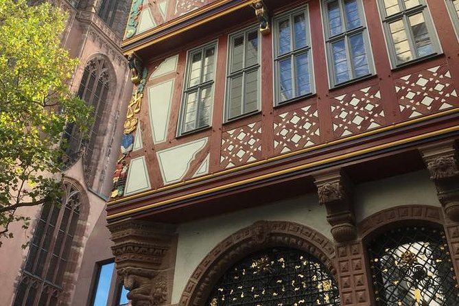 Frankfurt Highlights English Walking Tour - A food stop at Kleinmarkthalle