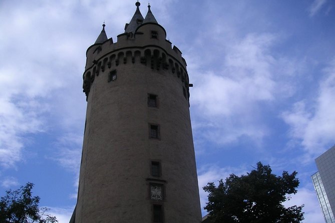 Frankfurt Highlights English Walking Tour - Crossing the Eiserner Steg