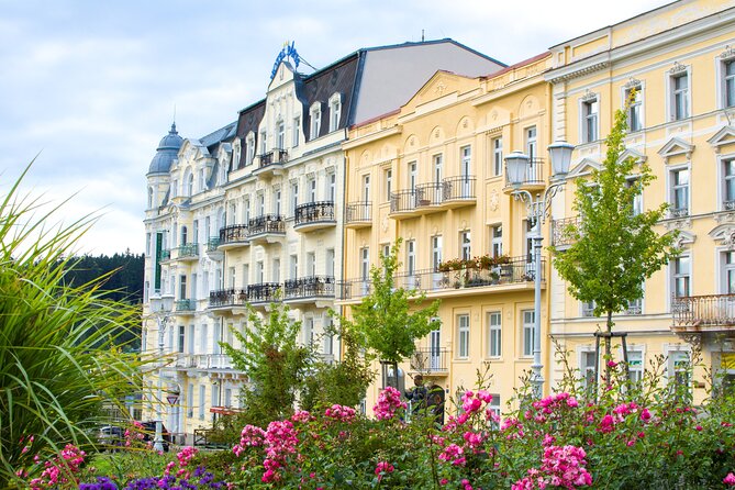 Frankfurt: Old Town Highlights Private Walking Tour - Choosing the six-hour river cruise