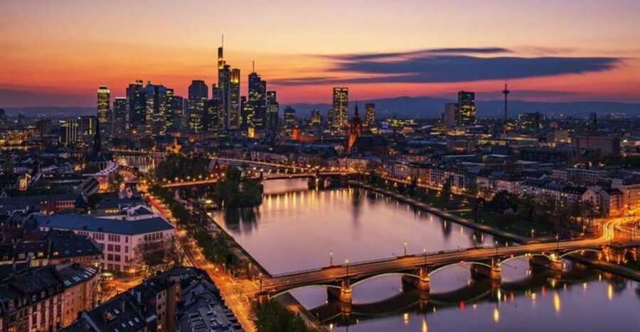 Frankfurt: Private custom tour with a local guide - Key points to know before booking